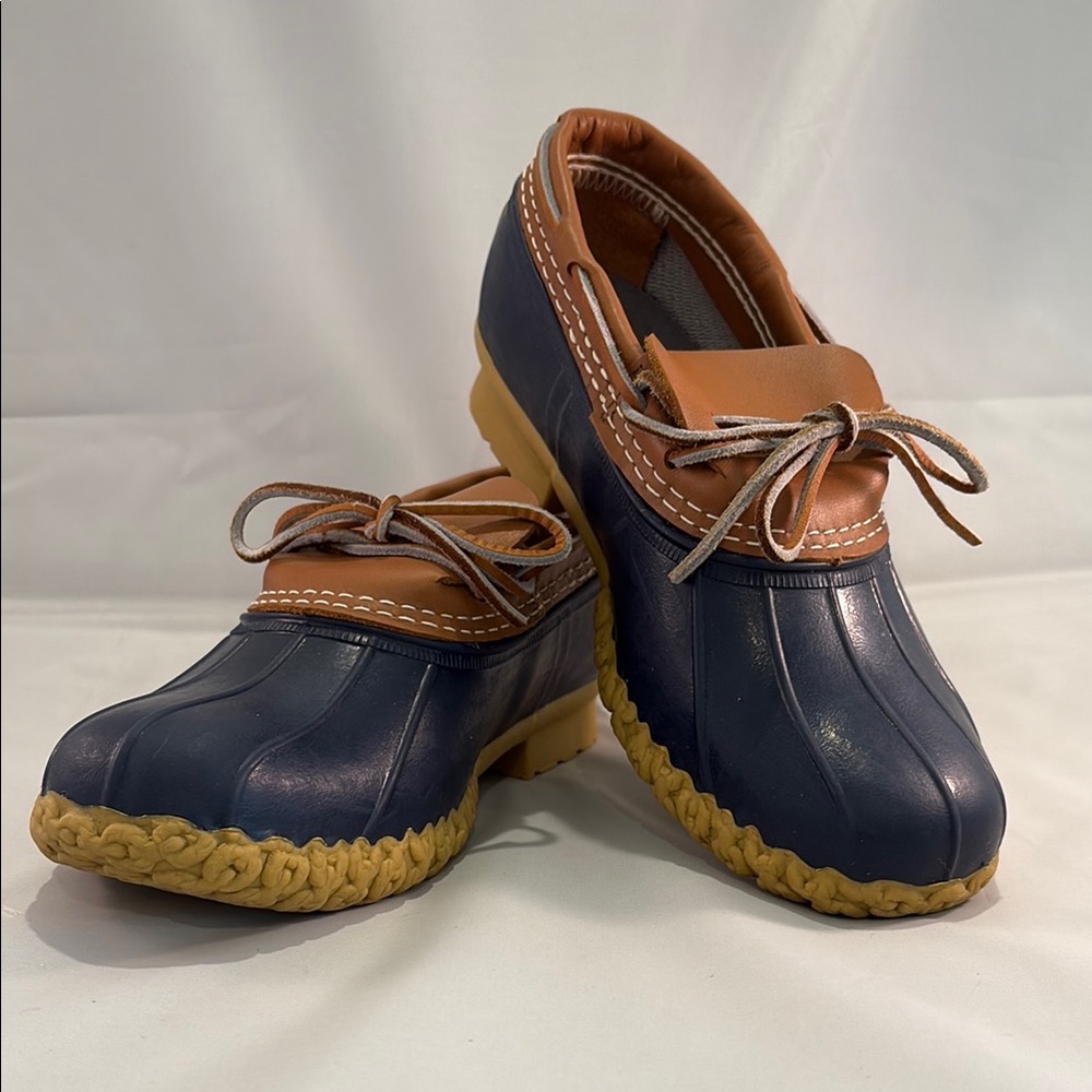 L.L. Bean Blue Bean Boots 8W (fits 9W)